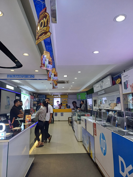 Cover photo of Fashion Gallery -Mobile Phone Shop in Panipat |Mobile Phone Dealers in Panipat |Mobile Phone Seller in Panipat